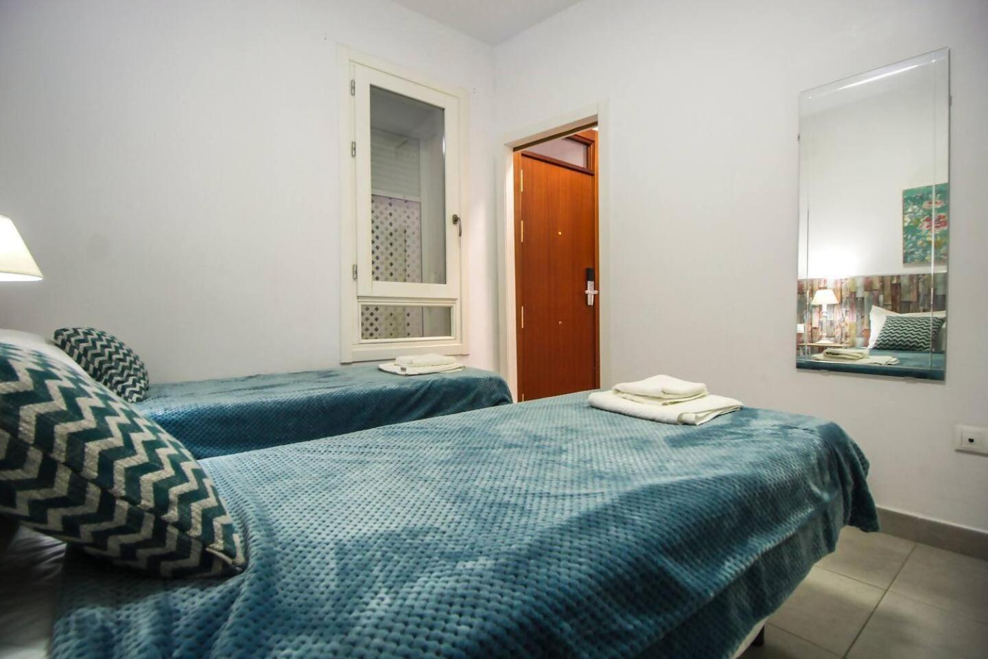 Sh Cruz Moderno Apartmento Cerca Del Mercado Кадис Экстерьер фото